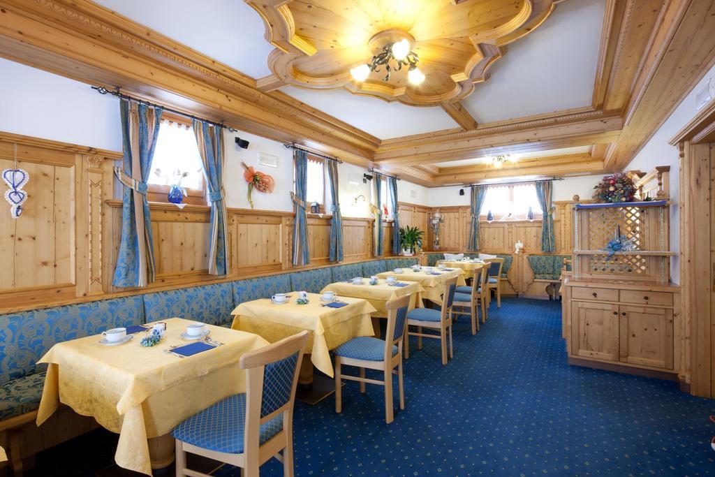 Hotel Garni Laura Arabba Bagian luar foto