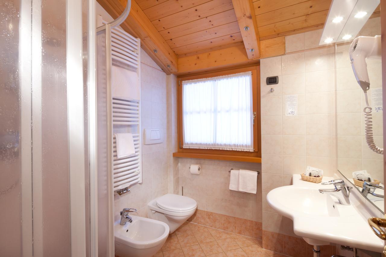 Hotel Garni Laura Arabba Bagian luar foto